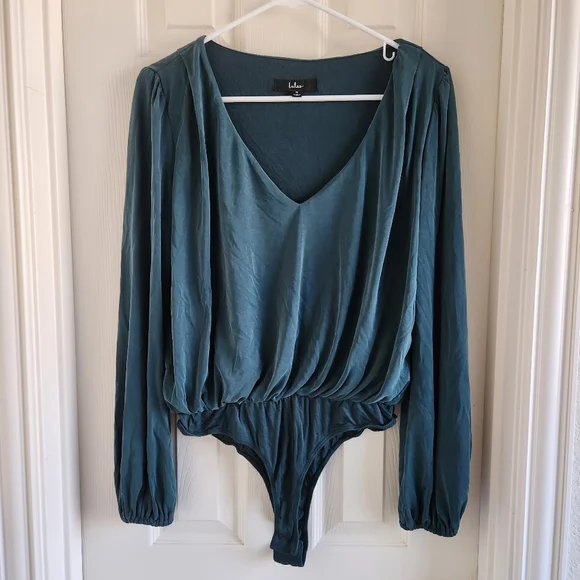 Lulus Chic on Repeat Emerald Green V-Neck Long‎ Sleeve Bodysuit Size Medium - Picture 3 of 8